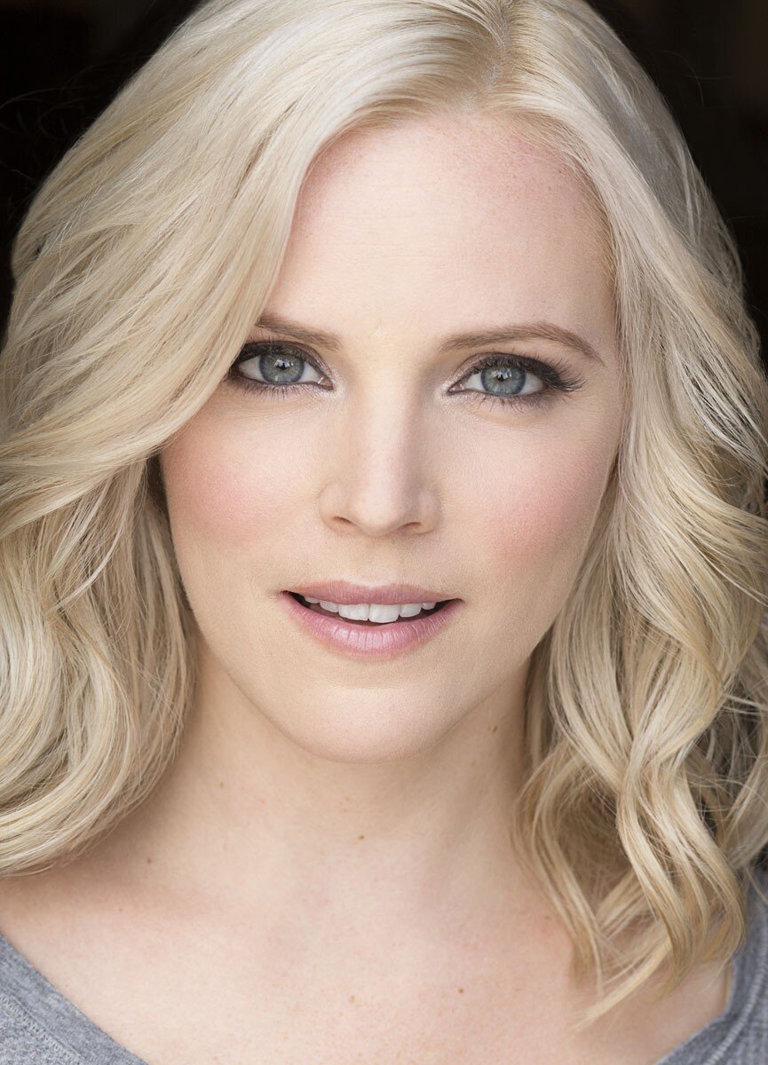 Gwen Barlowe character from Elsbeth TV series