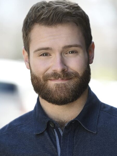 Erik Gullberg as Howie in FBI: Most Wanted