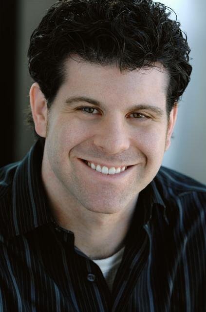 Eugene Solfanelli as Officer Kreutz in FBI: Most Wanted