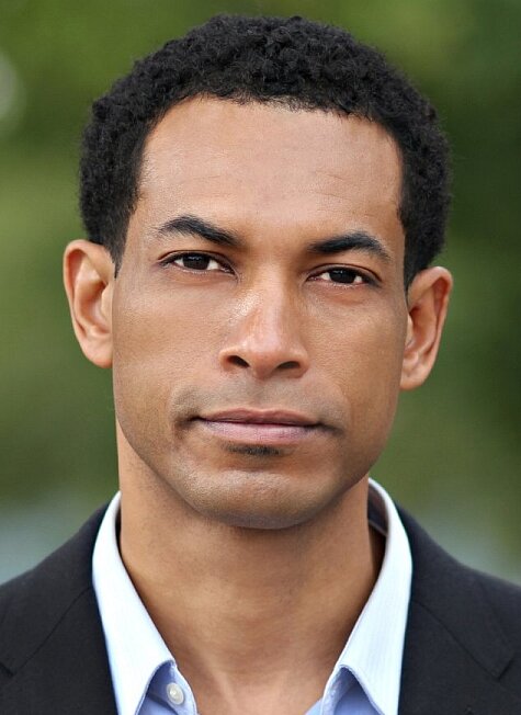 Jabari Gray as Frank in FBI: Most Wanted