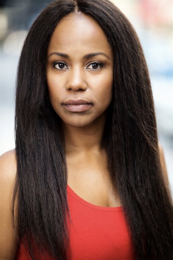 Jeanette Branch as Nurse Linda in FBI: Most Wanted