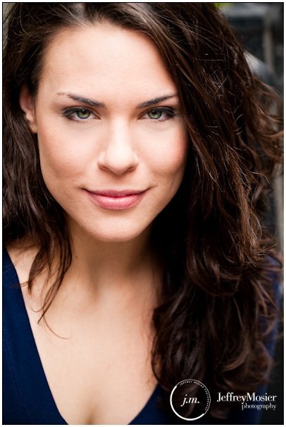 Meghan O'Leary-Clark as Officer Kinsey in FBI: Most Wanted