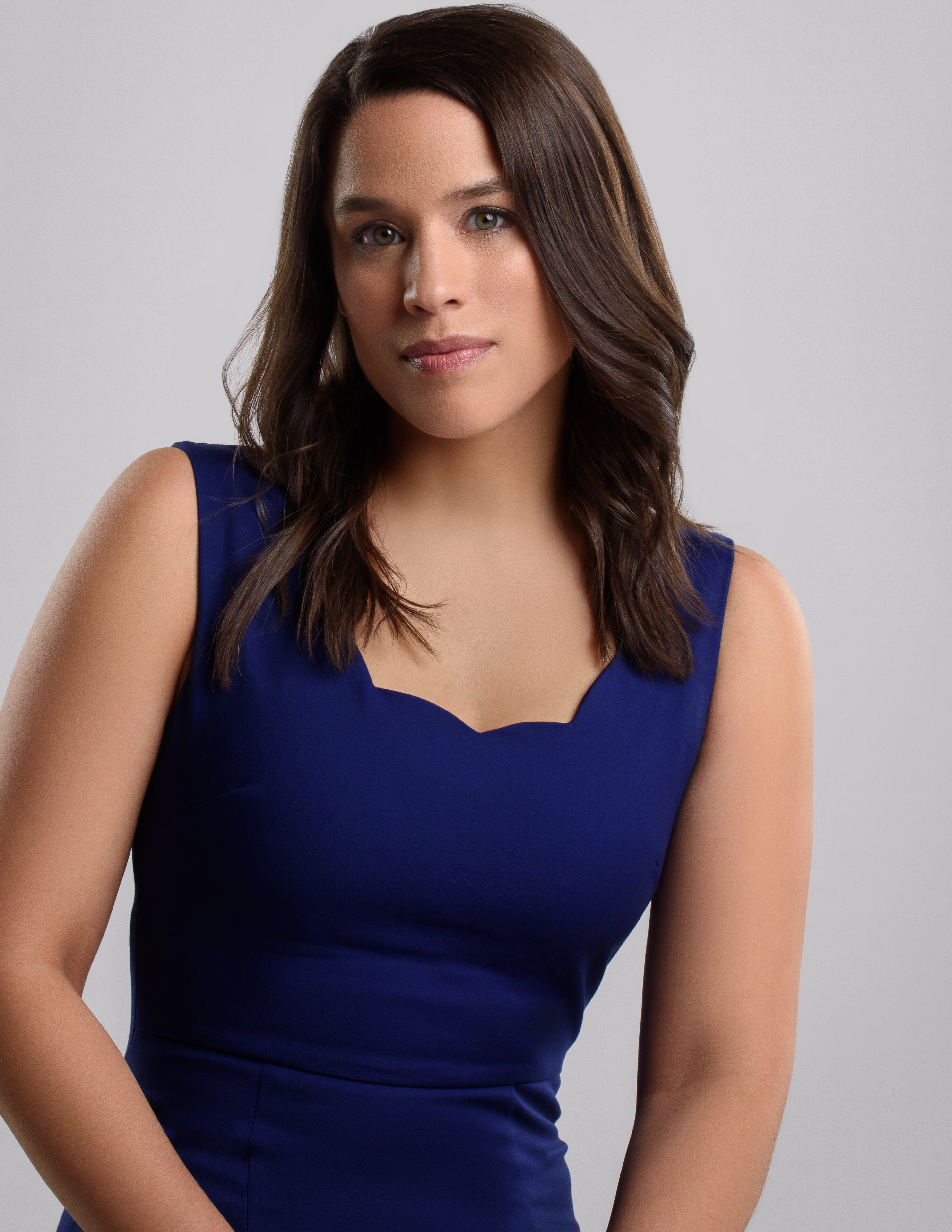 Samantha Vosmaer as Officer Arnold in FBI: Most Wanted