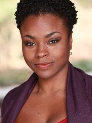 Stacey Sargeant as Treasury Agent Clara Quinn in FBI: Most Wanted