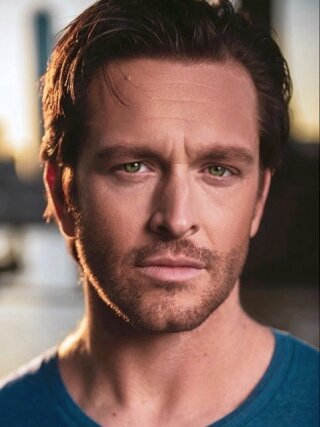 Theis Weckesser as Agent Cole Bolton in FBI: Most Wanted