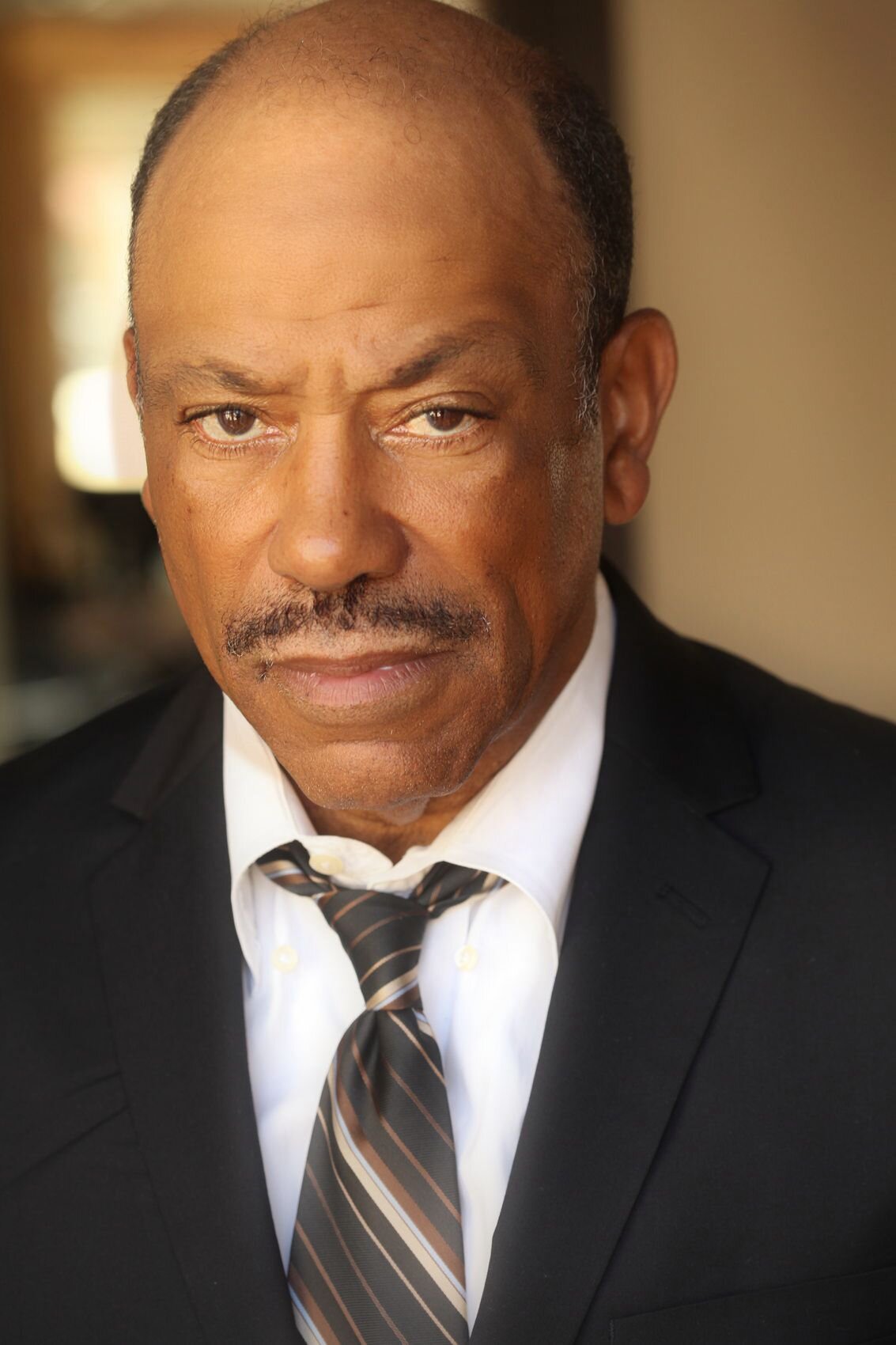 Tony D. Head as US Marshal Samuels in FBI: Most Wanted