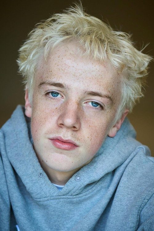 Leo Ashton as Prince Aemond Targaryen in House of the Dragon Leo Ashton as Prince Aemond Targaryen in House of the Dragon