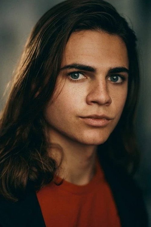 Oliver Watson as Kent in Wednesday Oliver Watson as Kent in Wednesday